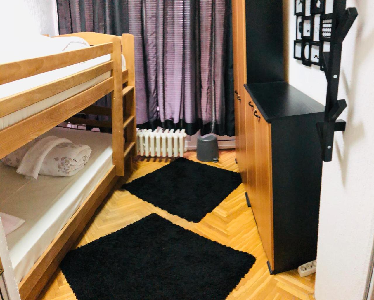 Twc Hostel Белград Екстериор снимка